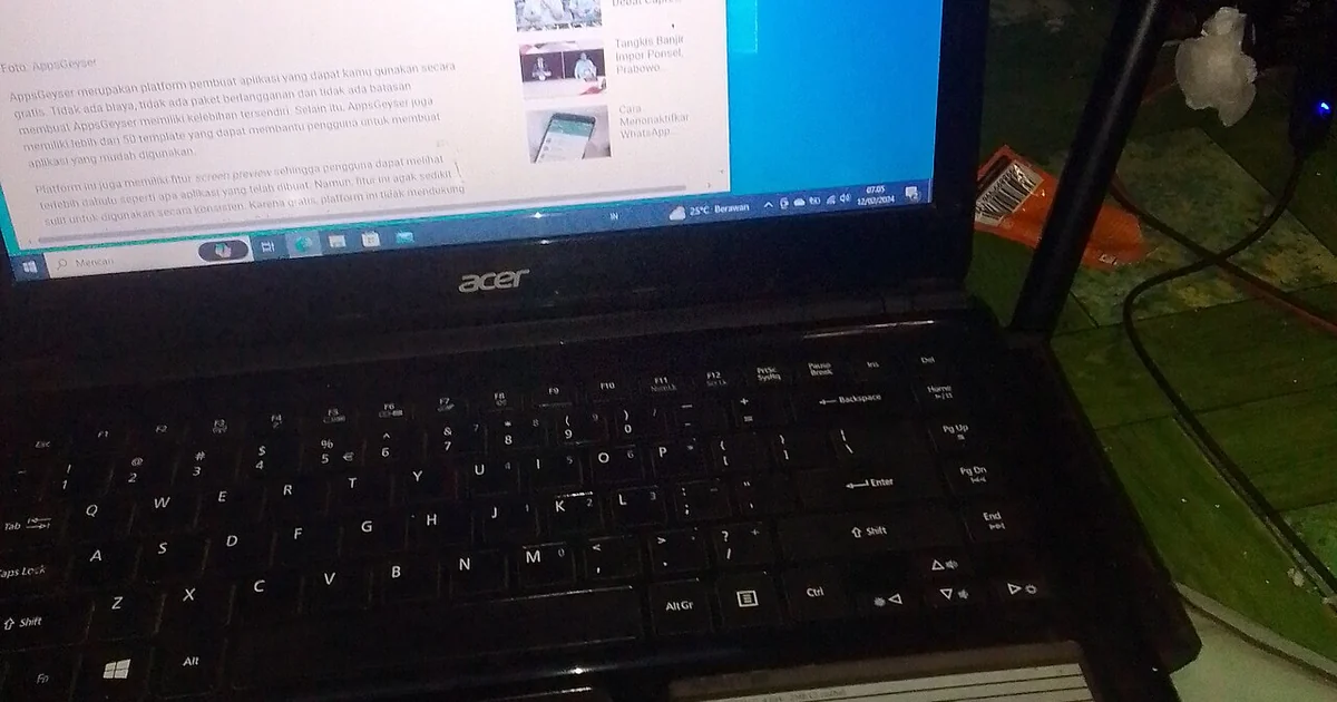 A Acer laptop from 20??